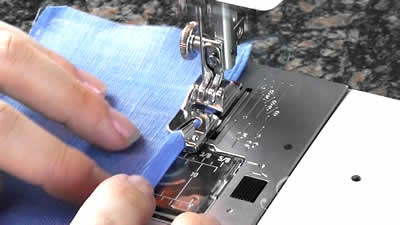 как подрубать ткань на швейной машине