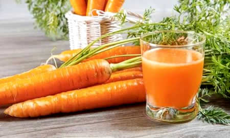 чем полезен морковный сок
